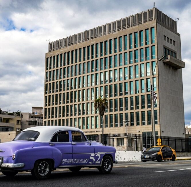 Split emerges among u s spy agencies over mysterious havana syndrome nbc news